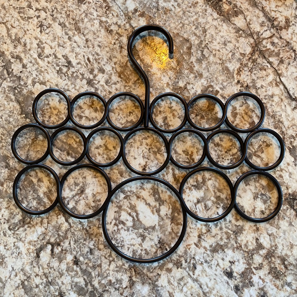 Metal Scarf Hanger